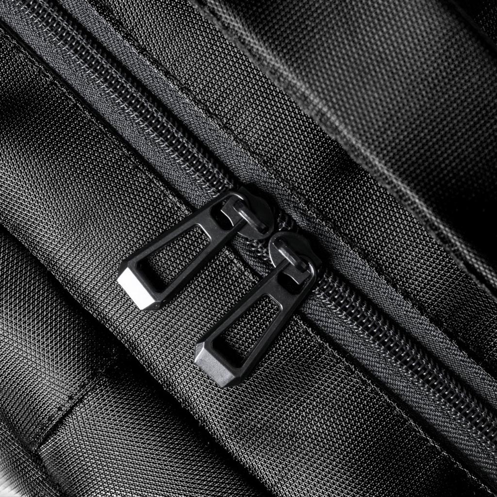 clients/infiniprinting/ax/photos_BD/AX13845-P4-Sac-a-dos-en-nylon-recycle-15"-personnalise-.jpg